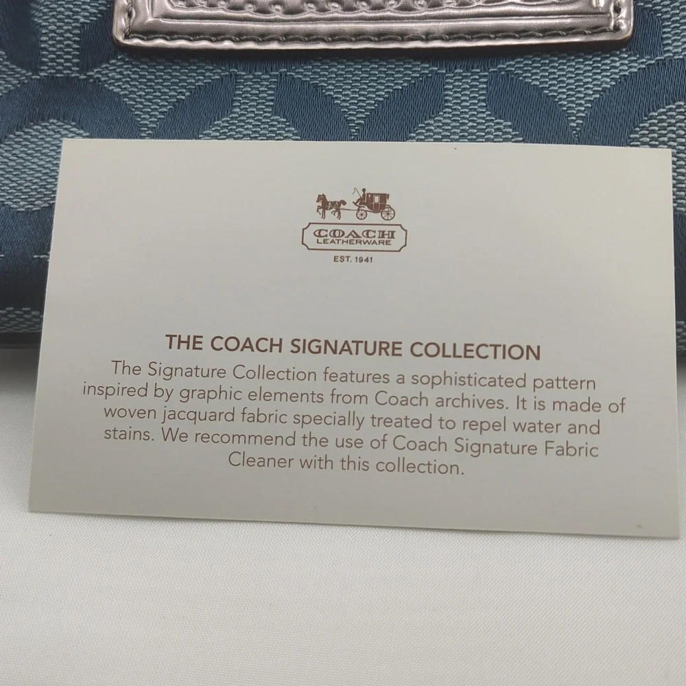 NWT Vintage Coach Poppy Signature Blue Wristlet - Picture 7 of 7